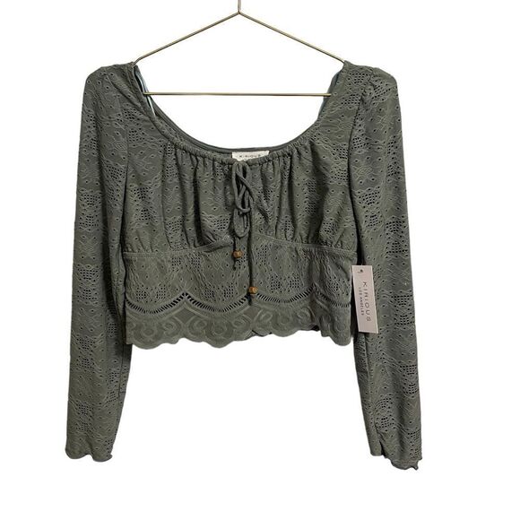 KIROUS LA Sage Green Eyelet Boho Crop Top Blouse Long Sleeves Large NWT - Picture 1 of 7